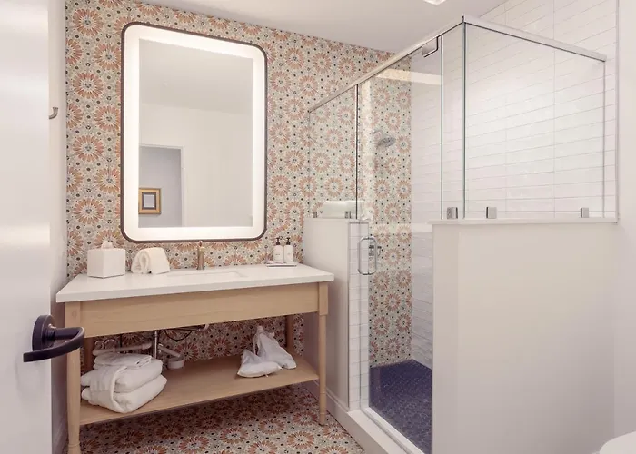 Lily Hall-a Boutique Hotel Pensacola