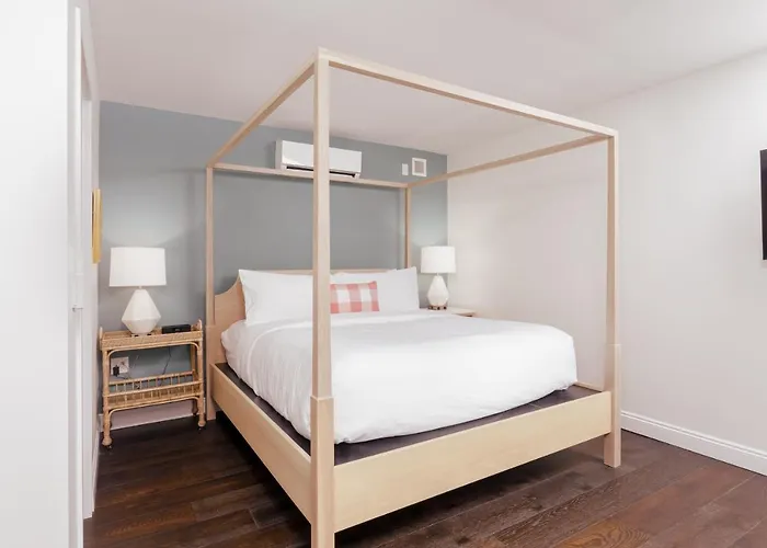 Hotel Lily Hall-a Boutique 4*