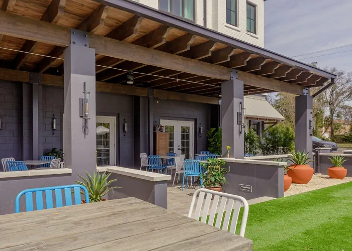 Hotel Lily Hall-a Boutique