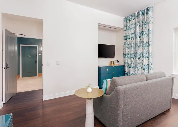 Lily Hall-a Boutique Hotel 4*
